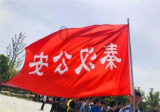 泰拉瑞亚蜂王召唤物怎么合成